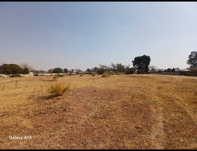 19,757M² VACANT LAND FOR SALE IN RIVERSDALE